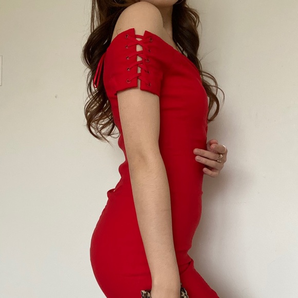 Guess Red Off the Shoulder Dress - Picture 5 of 9